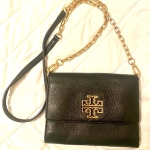 Small Tory Burch clutch